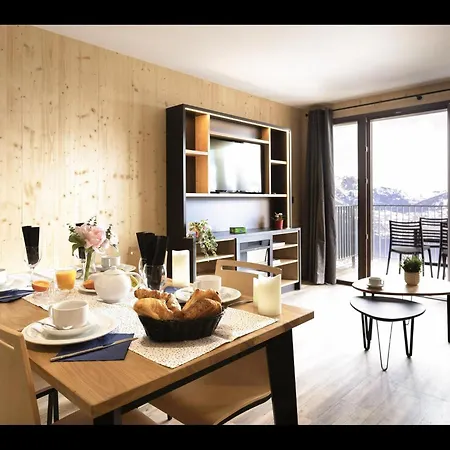 Apartment 5 Pieces 8 10 Pers